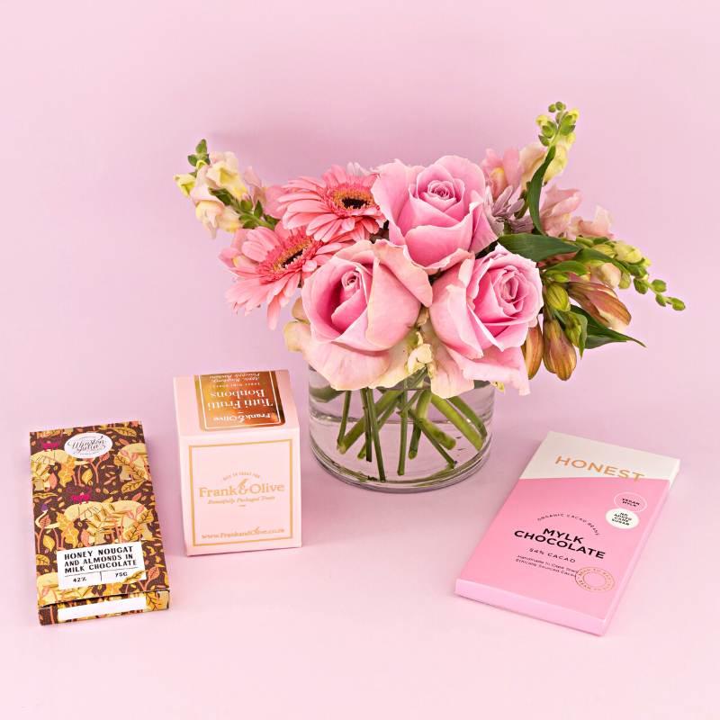 Cape Town Flower Delivery Indulge in Delightful & Sweet Pleasures