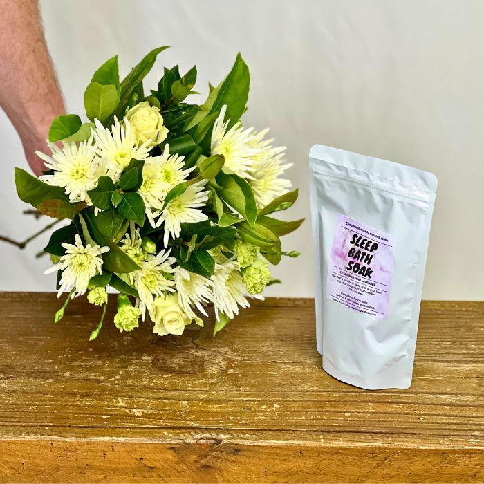Table Bay Blooms Bouquet with Bath Soak Combo - Flower Guy
